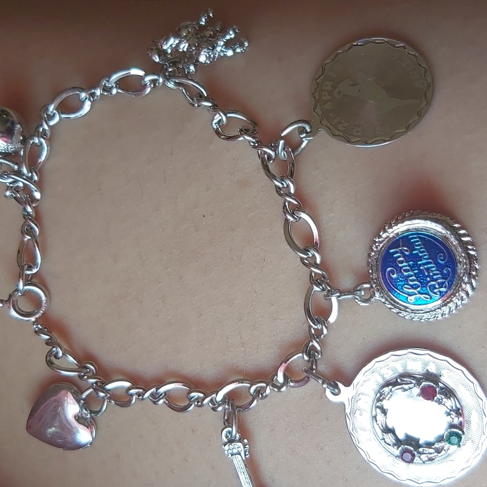 Bracelet